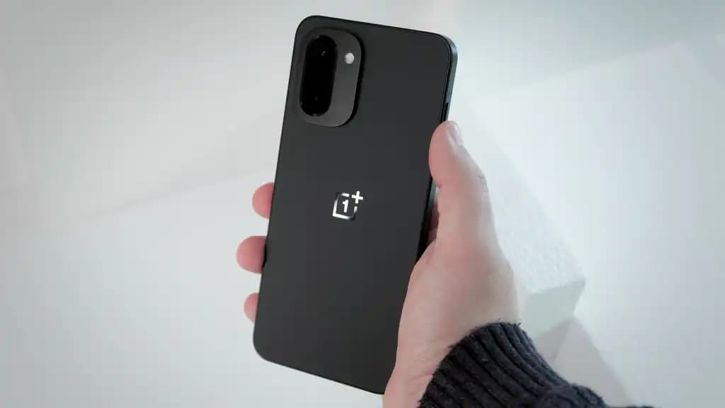 OnePlus 15R black