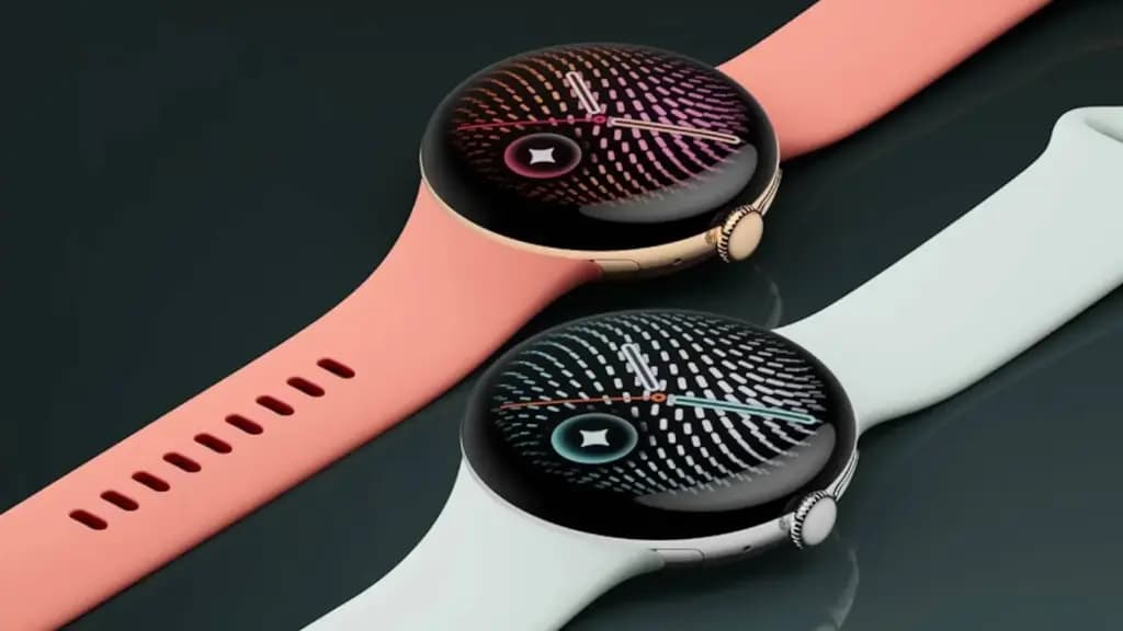 Google Pixel Watch 5 in the Active Fog Silver color combination.