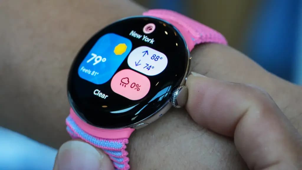 google pixel watch 4 display