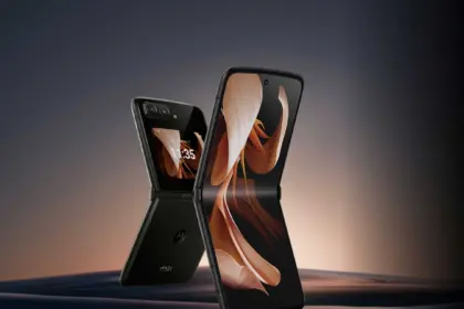 motorola razr 2022 pdp fullbleed