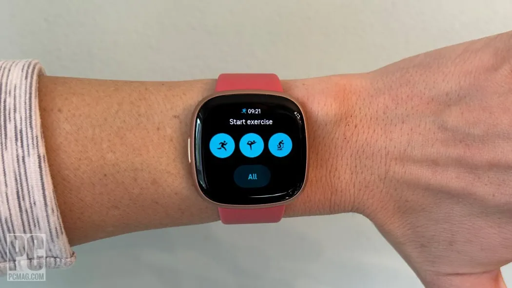 fitbit versa 4 1