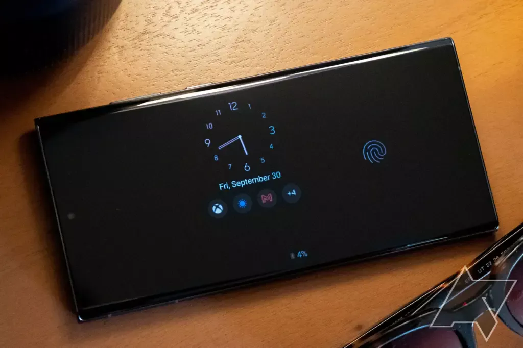 8 tips to increase your Samsung device battery life 5 samsung galaxy s22 ultra aod lan 1