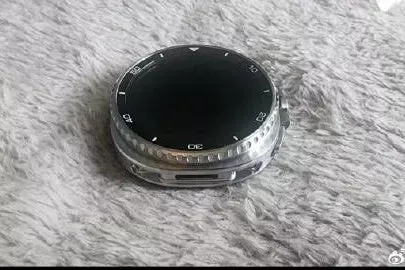 Real-world photos of the Galaxy Watch 8 Classic were leaked once more. 3 Galaxy Watch 8 Classic