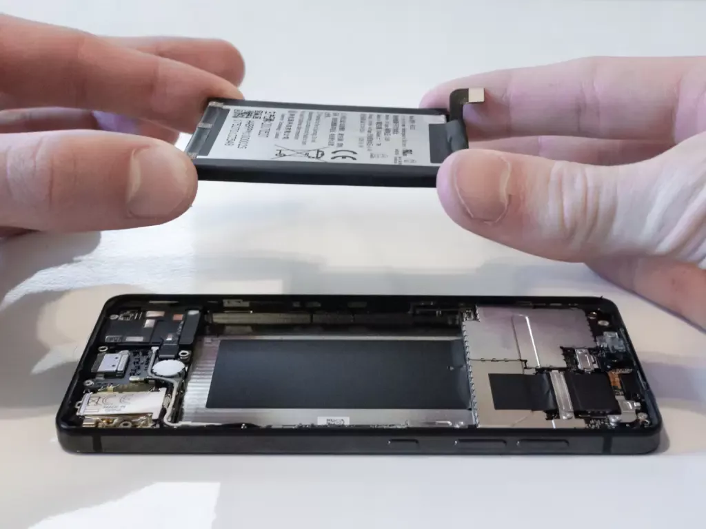 replace battery on a nothing phone