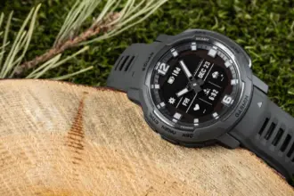 garmin instinct crossover solar graphite